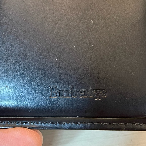Burberry compact wallet in smooth black leather - Picture 9 of 12